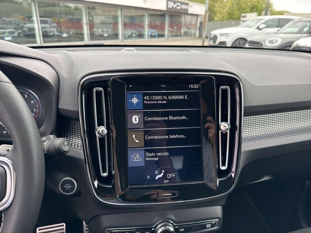 Volvo XC40 1.5 T3 R-design 163cv auto my21