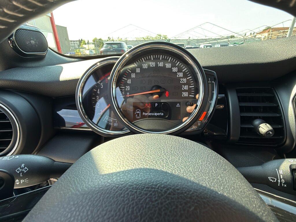Mini Cooper SD Cabrio 2.0 Cooper SD Hype Auto