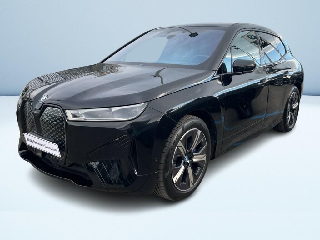 BMW iX xdrive50 pacchetto sportivo