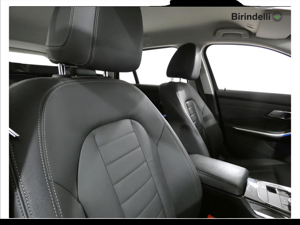 BMW Serie 3 320d Touring mhev 48V Luxury auto