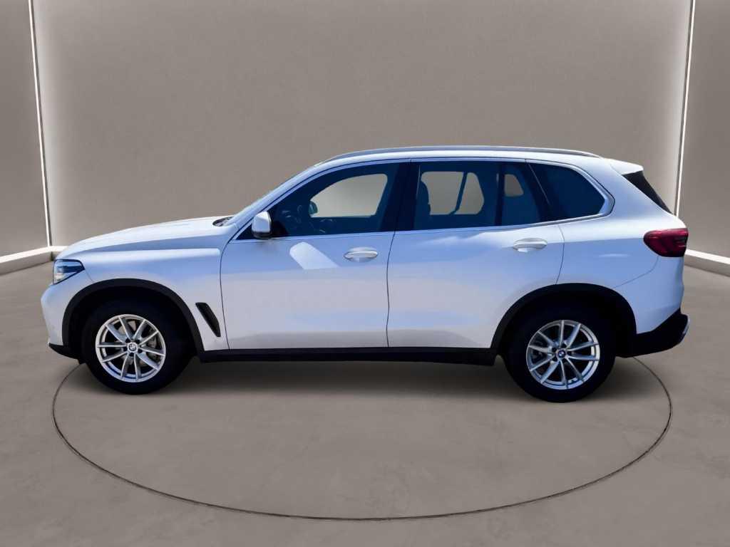BMW X5 xdrive30d mhev 48V Business auto
