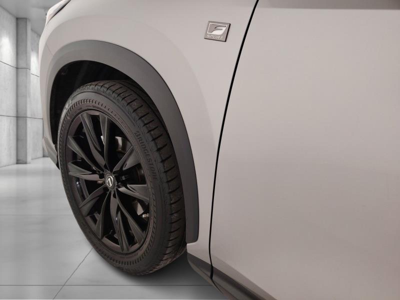 Lexus NX 2.5 hybrid F-Sport 4wd e-cvt