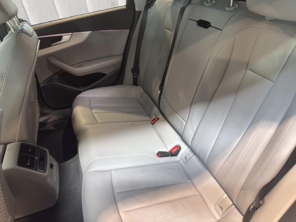 Audi A4 Allroad 40 2.0 tdi mhev Identity Contrast quattro 204cv s-tronic