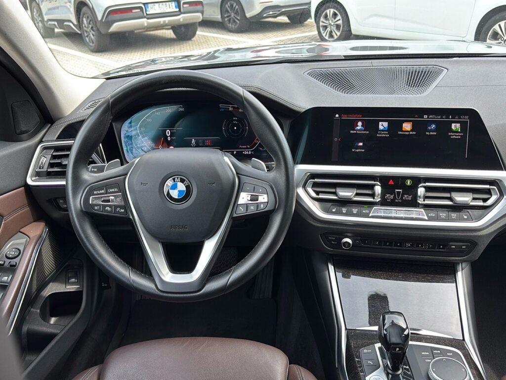 BMW Serie 3 320d Touring mhev 48V xdrive Luxury auto