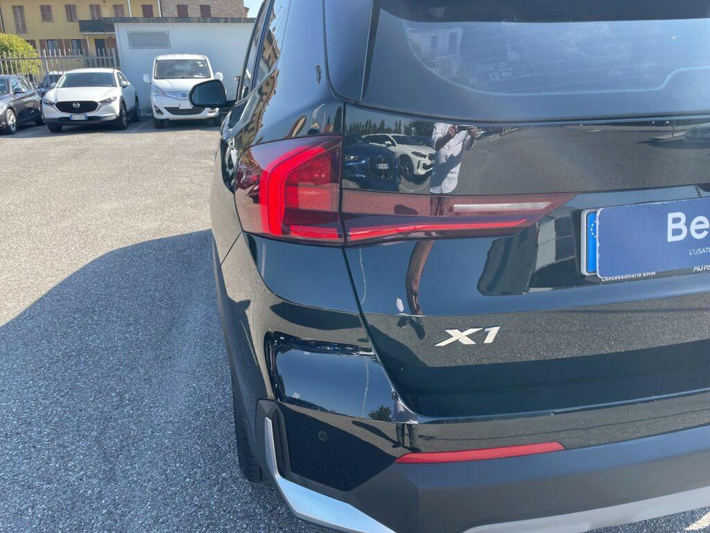 BMW X1 sdrive18i auto