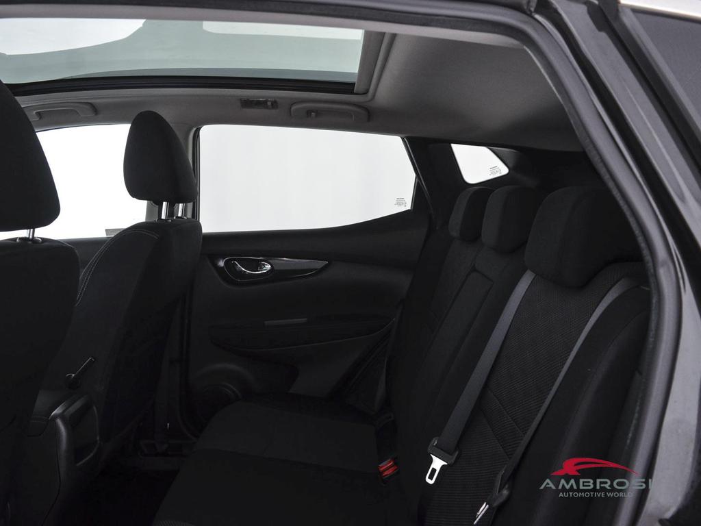 Nissan Qashqai 1.5 dci Tekna 110cv