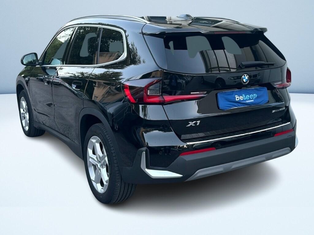 BMW X1 sdrive20i mhev 48V auto