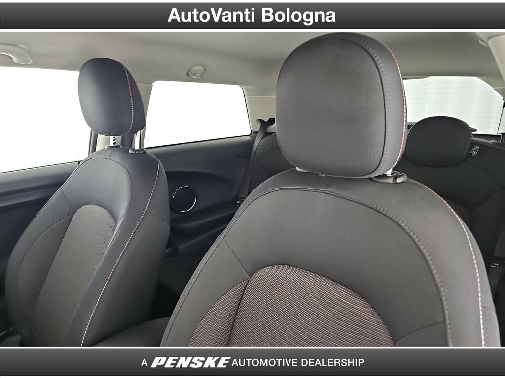 Mini One 1.5 TwinPower Turbo One Boost DCT