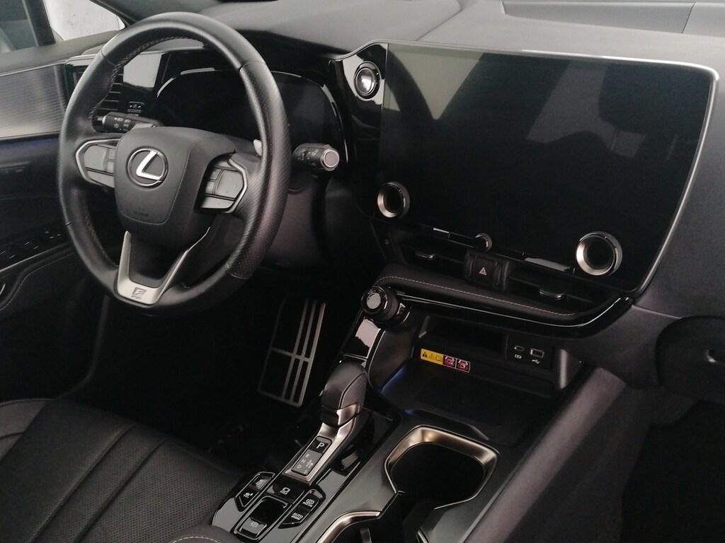 Lexus NX 2.5 plug-in F-Sport 4wd e-cvt