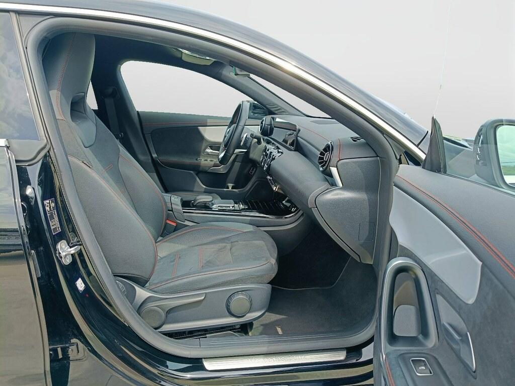 Mercedes CLA Shooting Brake 200 d Premium auto