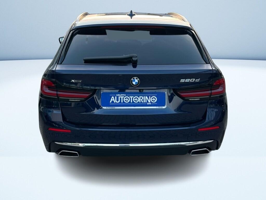 BMW Serie 5 520d Touring mhev 48V xdrive Luxury auto