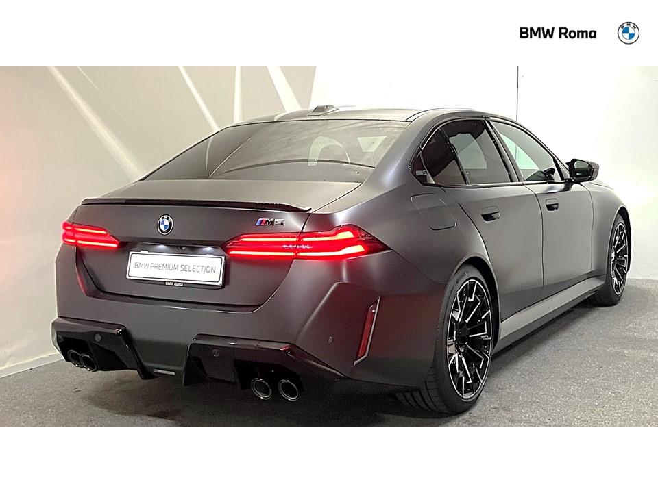 BMW M5 4.4 727cv auto