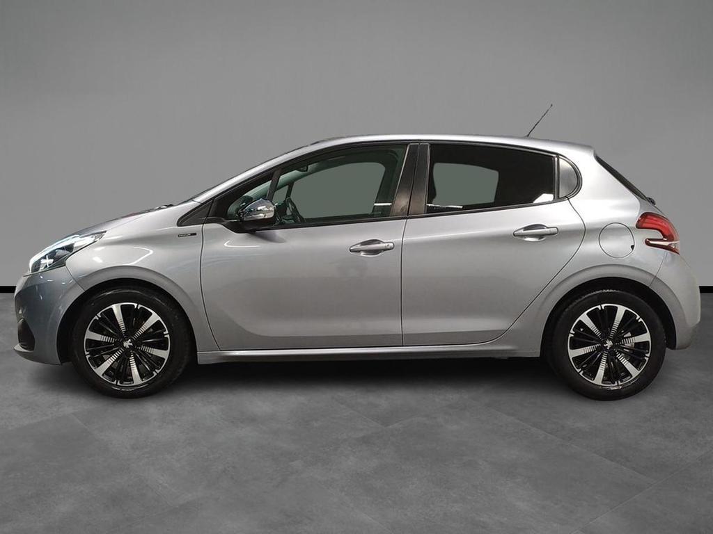 Peugeot 208 1.2 puretech Signature s&s 82cv 5p