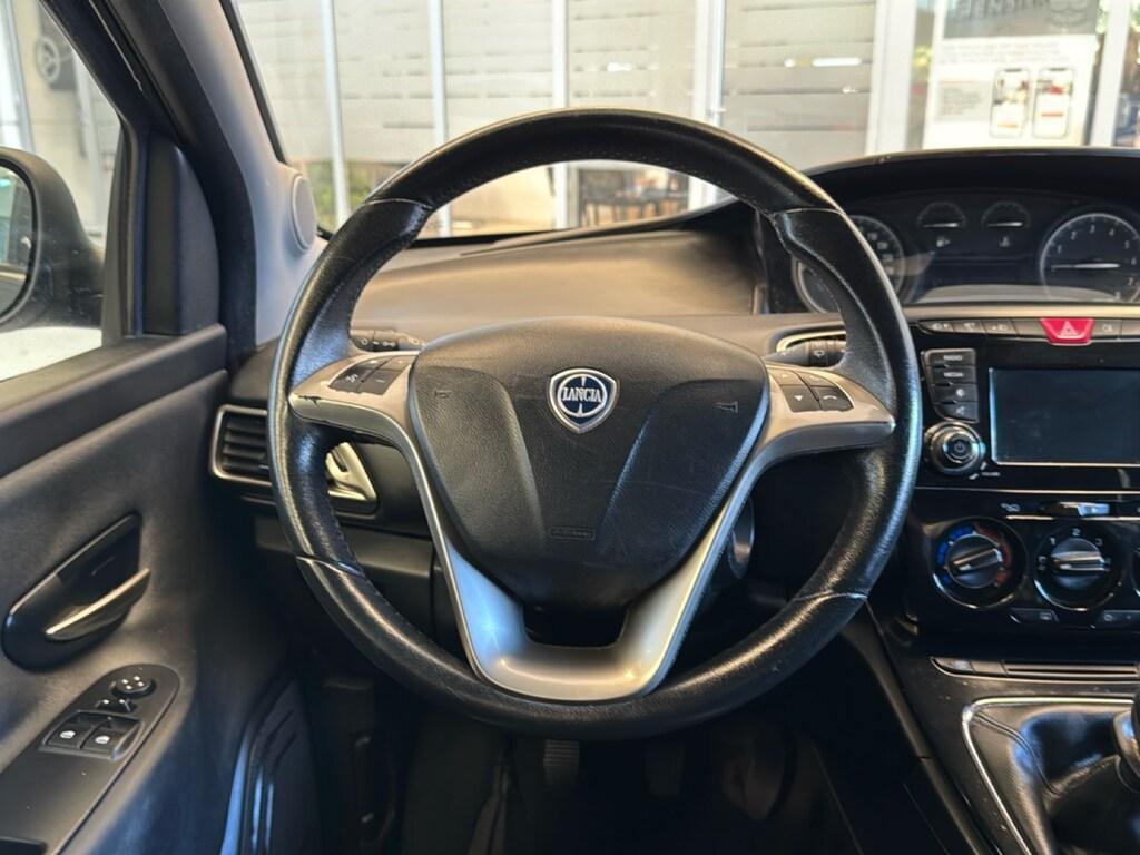 Lancia Ypsilon 1.2 8v Gold s/CL 69cv E6