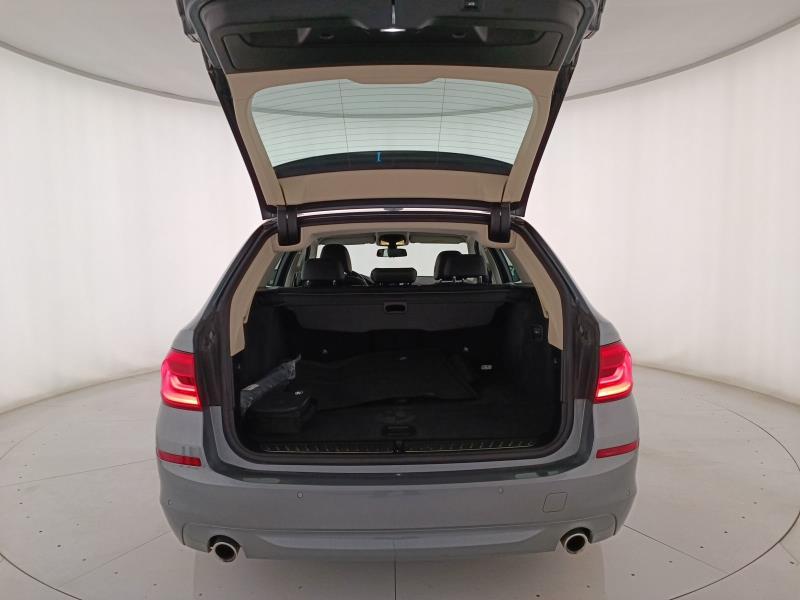 BMW Serie 5 520d Touring xdrive Business auto