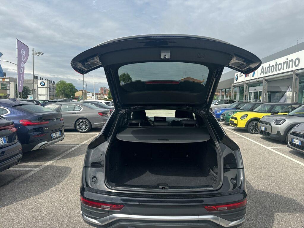 Audi Q5 Sportback 40 2.0 tdi mhev 12V S line quattro s tronic