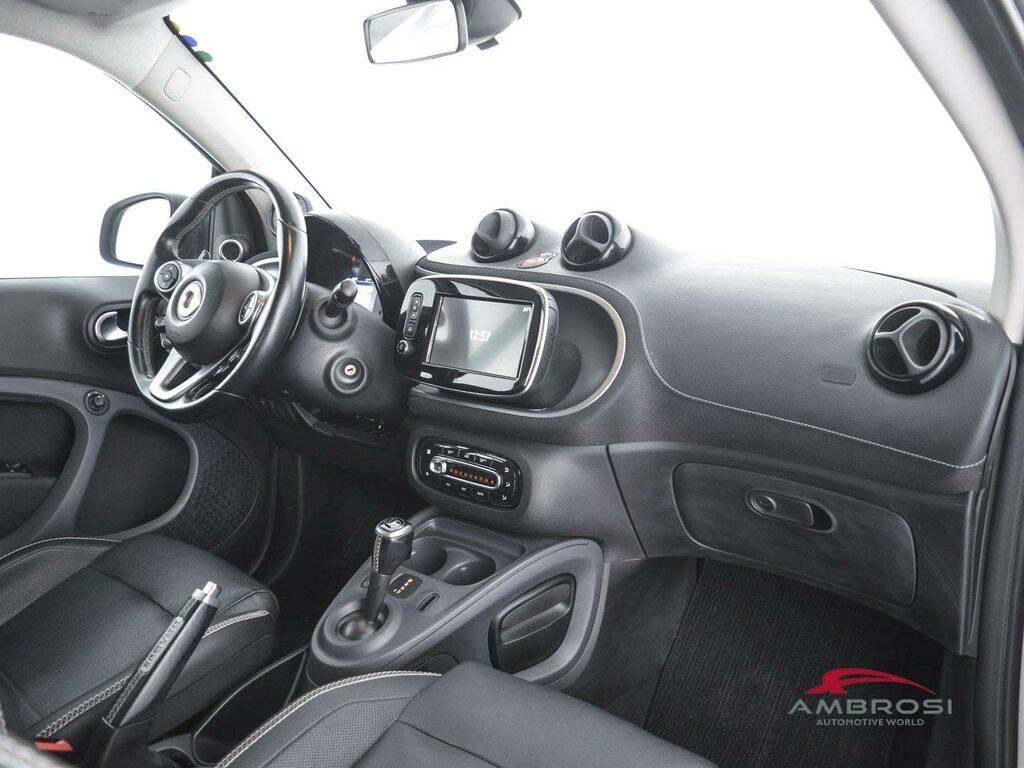 Smart fortwo 0.9 t. Brabus Xclusive 109cv twinamic