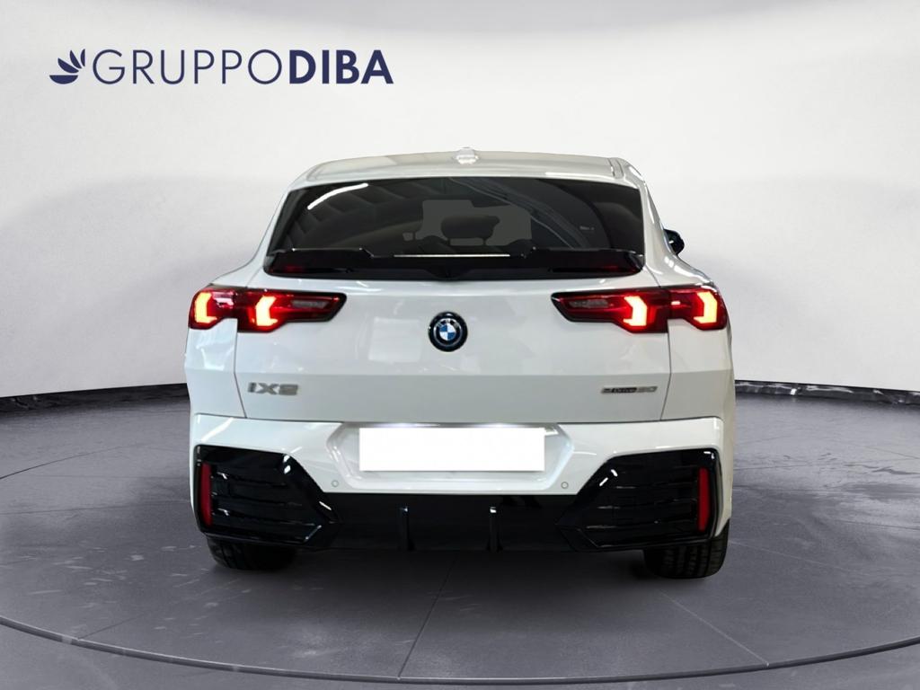 BMW iX2 edrive 20 MSport