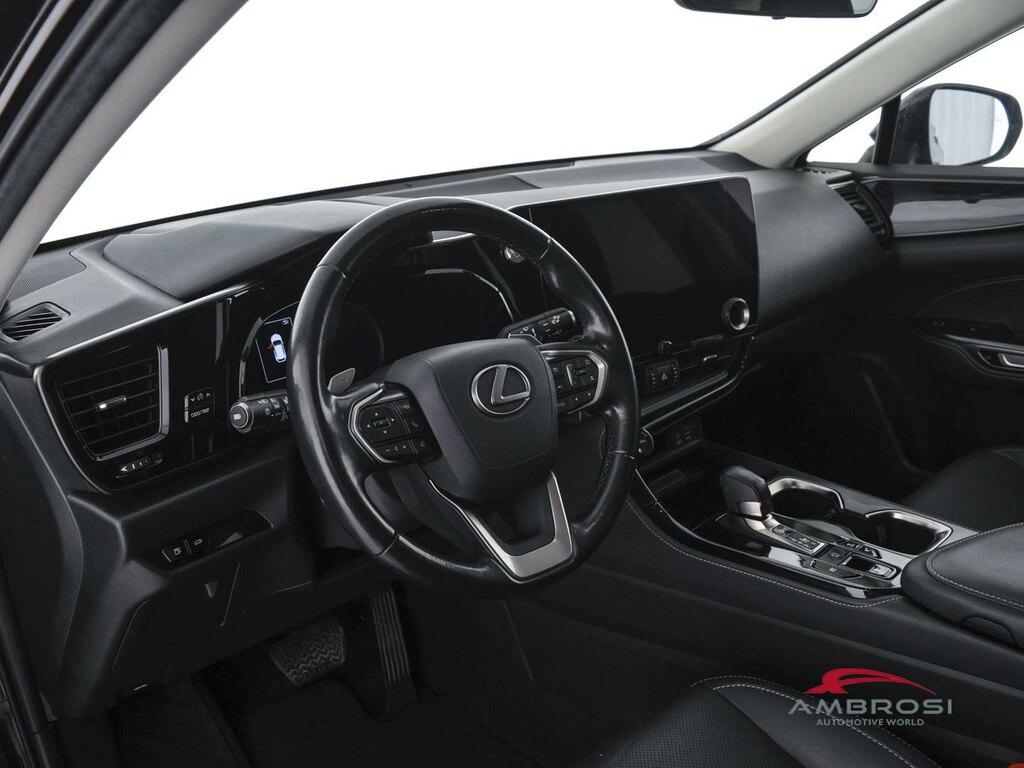 Lexus NX 2.5 hybrid Luxury 4wd e-cvt