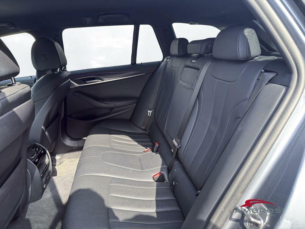 BMW Serie 5 520d Touring mhev 48V xdrive Msport auto
