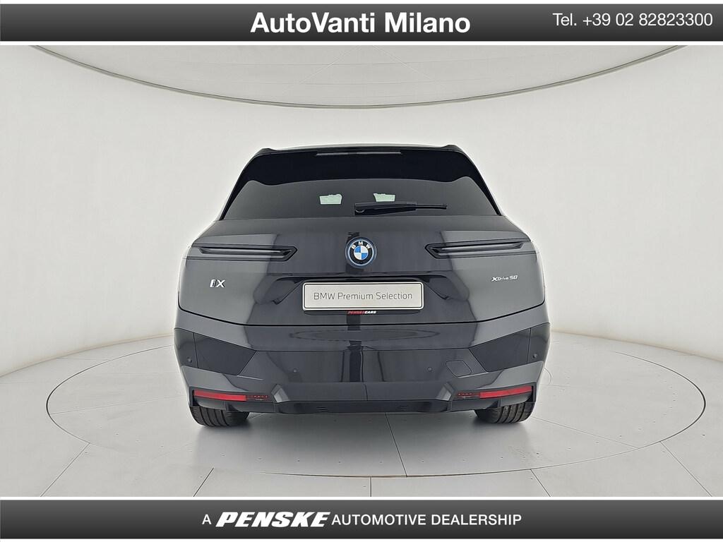 BMW iX xdrive50 pacchetto sportivo
