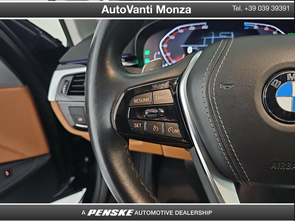 BMW Serie 5 520d mhev 48V xdrive Msport auto