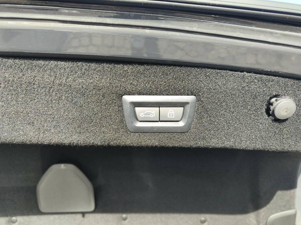 BMW Serie 7 730d mhev 48V Msport xdrive auto