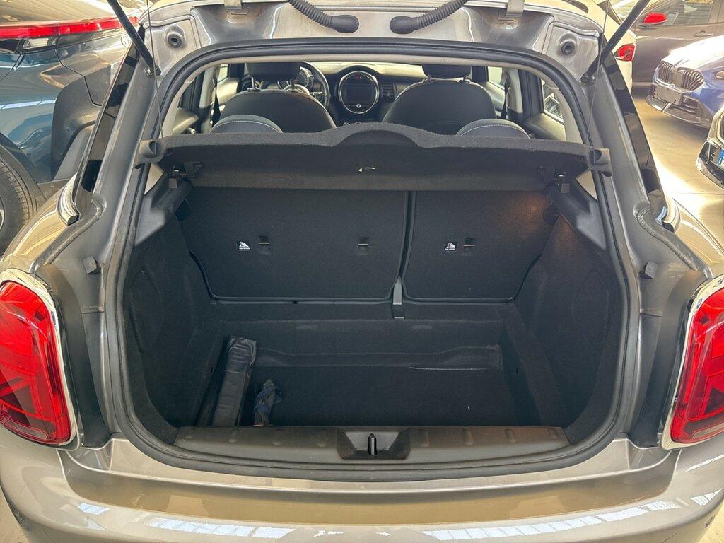 Mini Cooper 1.5 TwinPower Turbo Cooper Hype