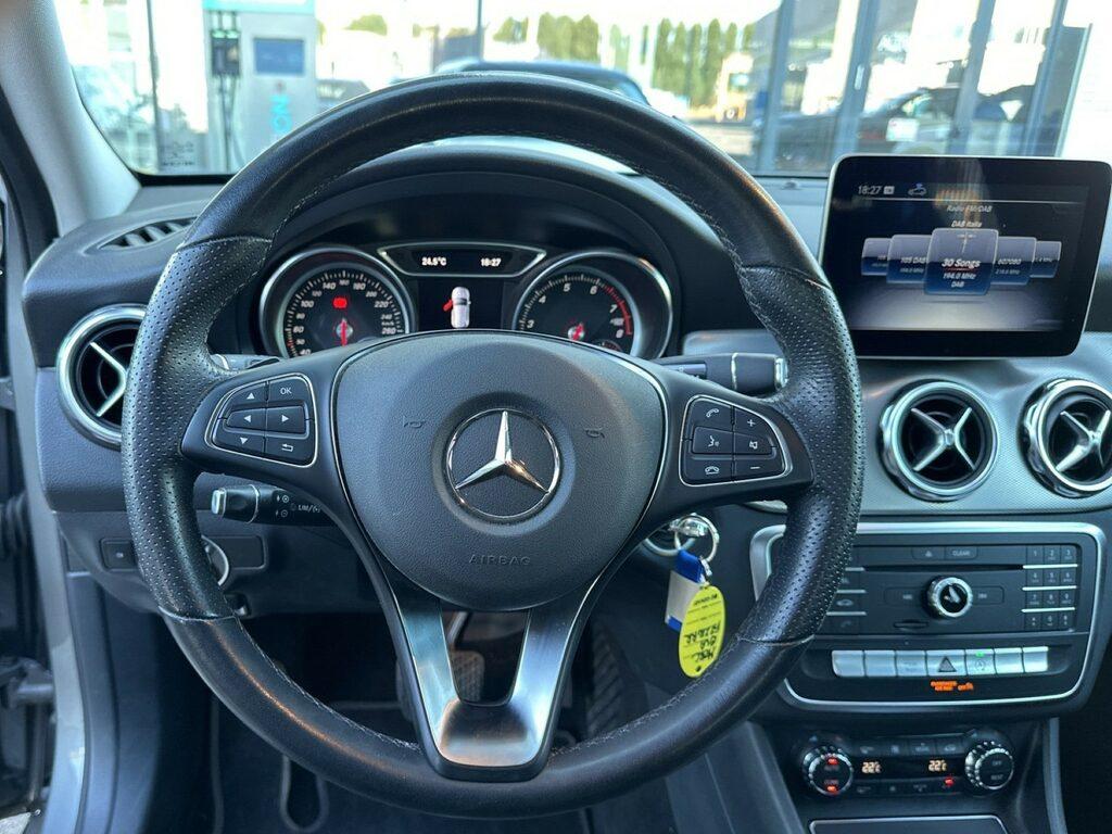 Mercedes GLA 180 Sport auto
