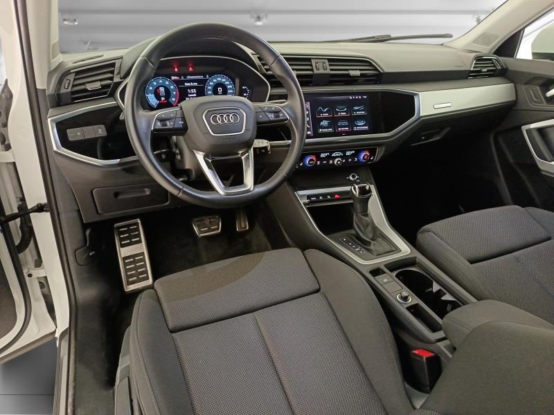 Audi Q3 35 1.5 tfsi mhev Business s-tronic