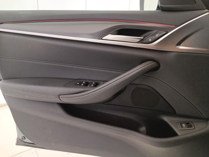 BMW Serie 5 530d Touring mhev 48V Msport auto