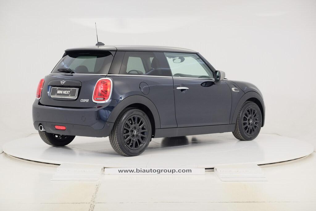 Mini Cooper 1.5 TwinPower Turbo Cooper Business DCT