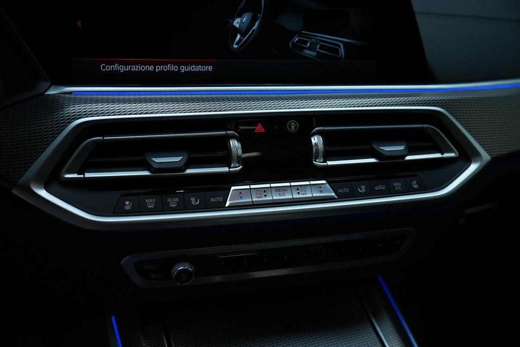 BMW X5 xdrive30d mhev 48V Msport auto