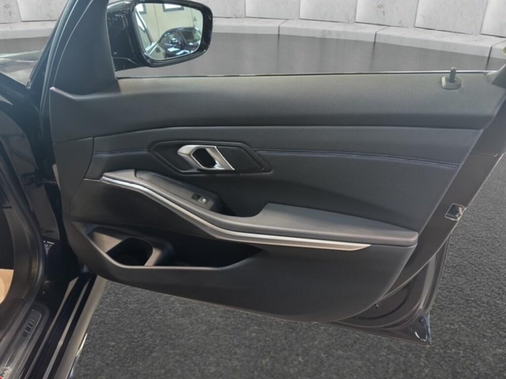 BMW Serie 3 320d Touring mhev 48V Msport xdrive auto