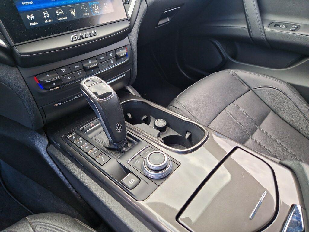 Maserati Ghibli 3.0 V6 ds Gransport 250cv auto my19