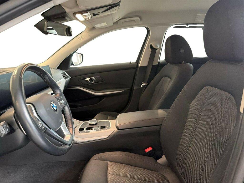 BMW Serie 3 320d Touring mhev 48V auto