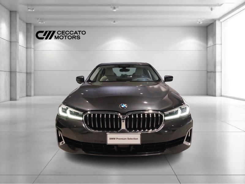 BMW Serie 5 520d mhev 48V xdrive Luxury auto