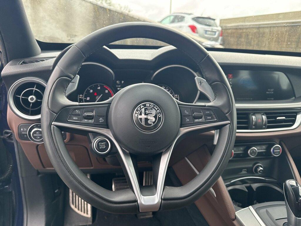 Alfa Romeo Stelvio 2.2 t Executive Q4 210cv auto my19