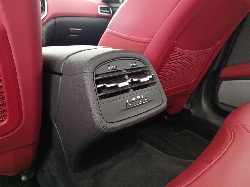 Maserati Ghibli 3.8 V8 Trofeo 580cv rwd auto