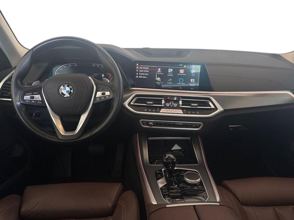 BMW X5 xdrive30d mhev 48V xLine auto