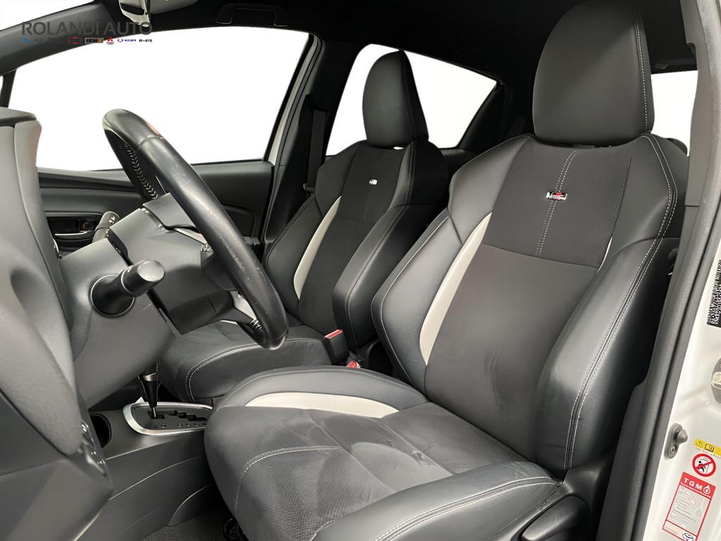 Toyota Yaris 5p 1.5 hybrid Trend White Edition my18