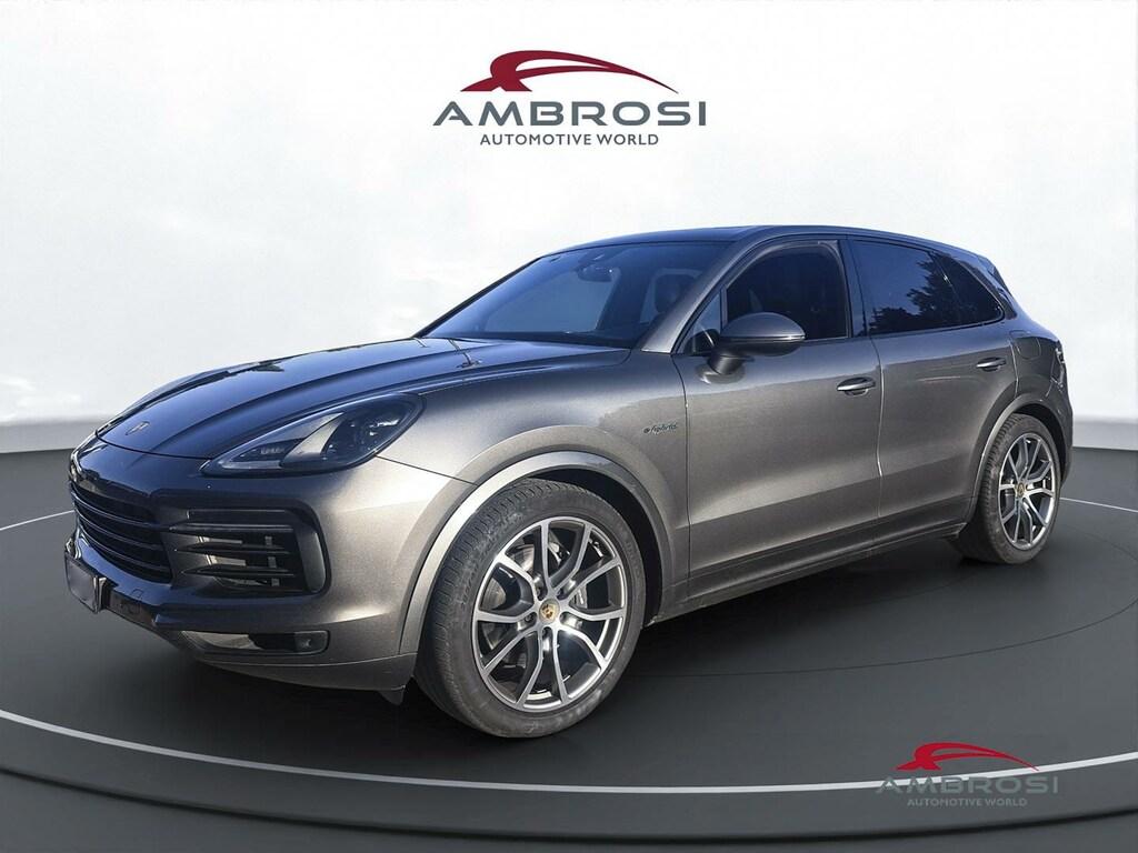Porsche Cayenne 3.0 e-hybrid tiptronic