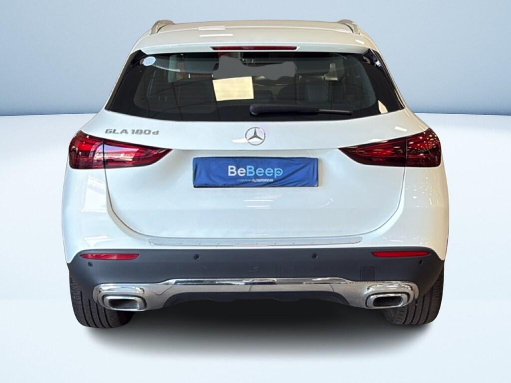 Mercedes GLA 180 d Progressive Advanced auto