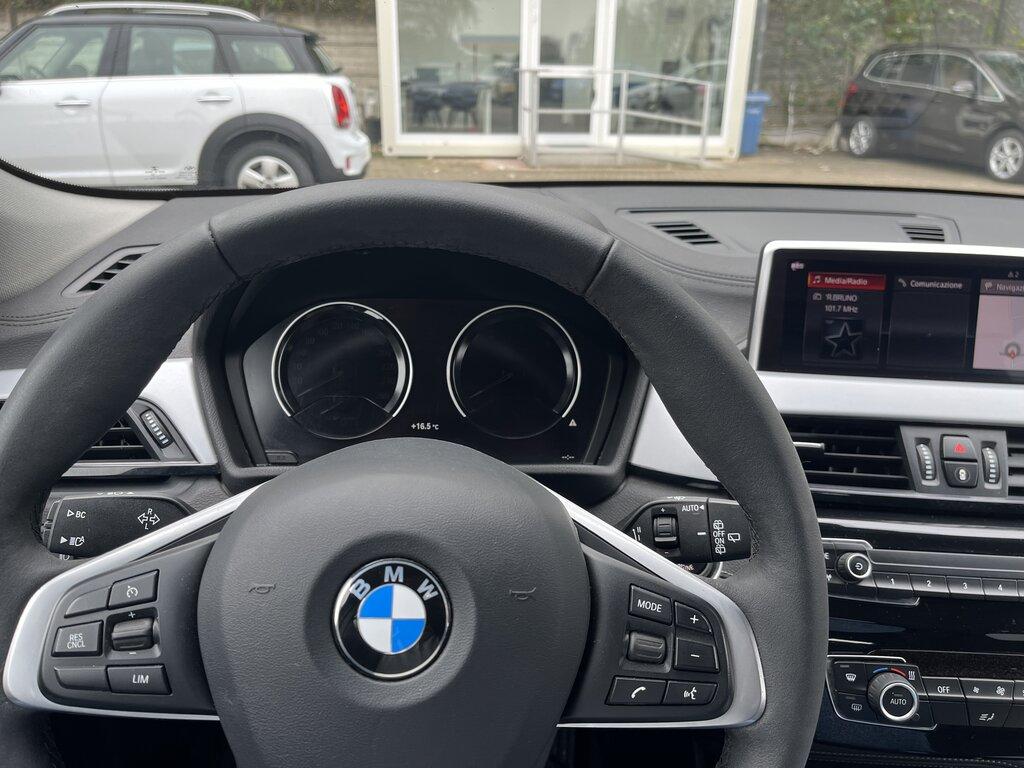 BMW X2 sdrive18d Business X auto