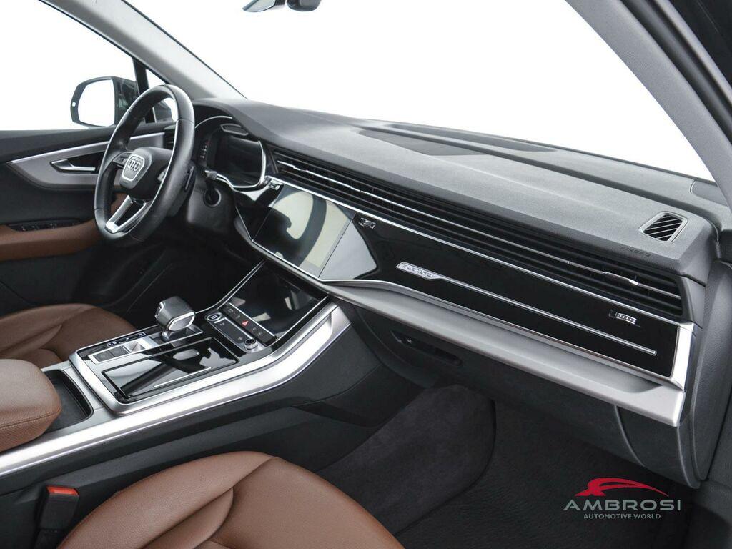 Audi Q7 45 3.0 tdi mhev Business quattro tiptronic