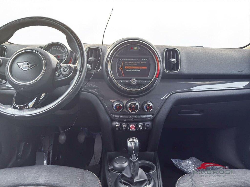 Mini One Countryman 1.5 One Hype