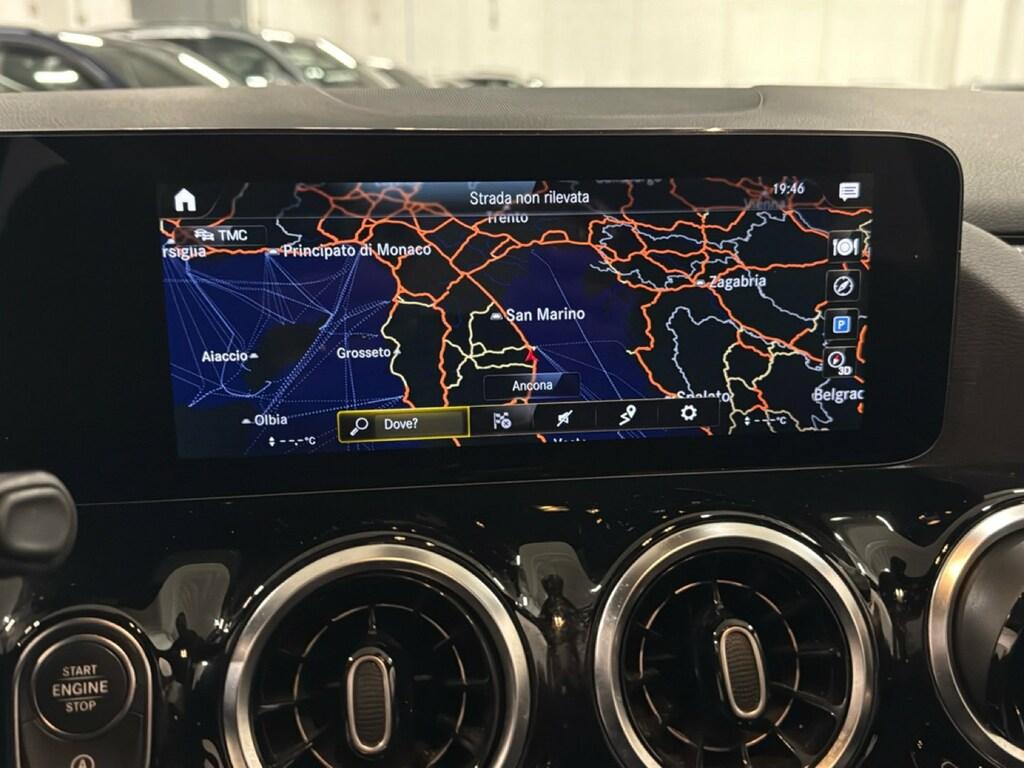 Mercedes GLA 180 d Sport auto