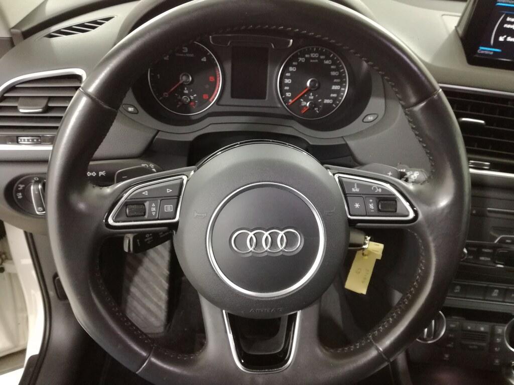 Audi Q3 2.0 tdi 150cv s-tronic