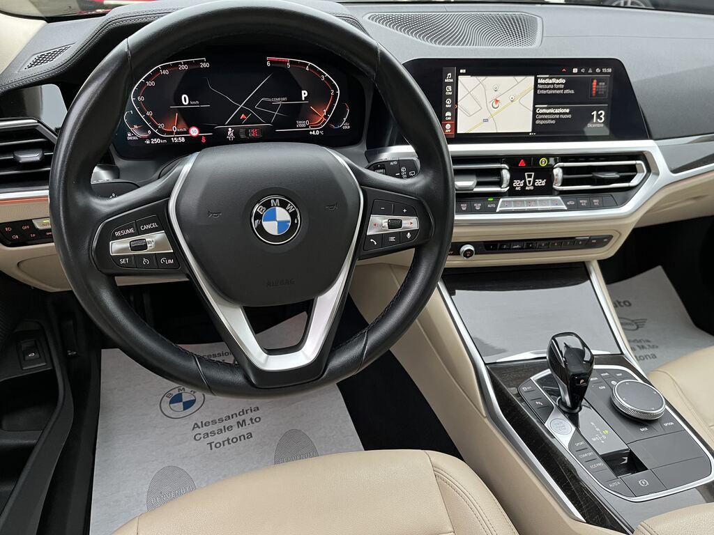 BMW Serie 3 320d Touring mhev 48V Luxury auto