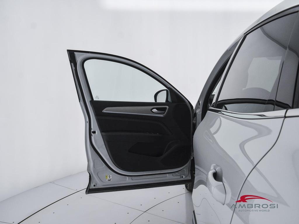 Renault Arkana 1.6 E-Tech full hybrid E-Tech Engineered Fast Track 145cv